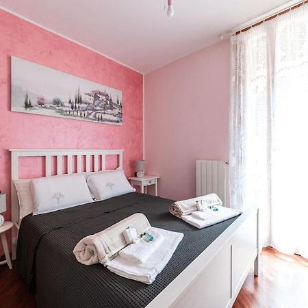 Appartamento Caterina A 5 Minuti Da Milano Fiere E San Siro Con Wifi-Netflix-Free Parking 外观 照片